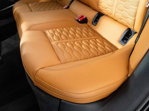 Used 2025 Audi RS 6 performance image 37