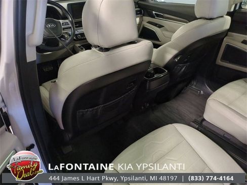 Used 2021 Kia Telluride SX w/ SX Prestige Package image 24