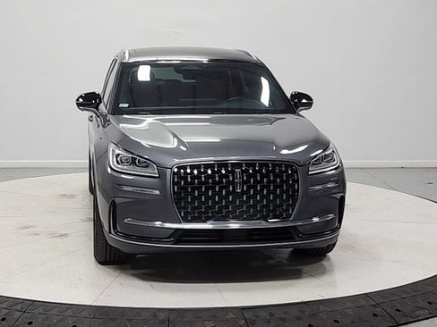 Used 2023 Lincoln Corsair Reserve w/ Equipment Group 201A FWD image 3