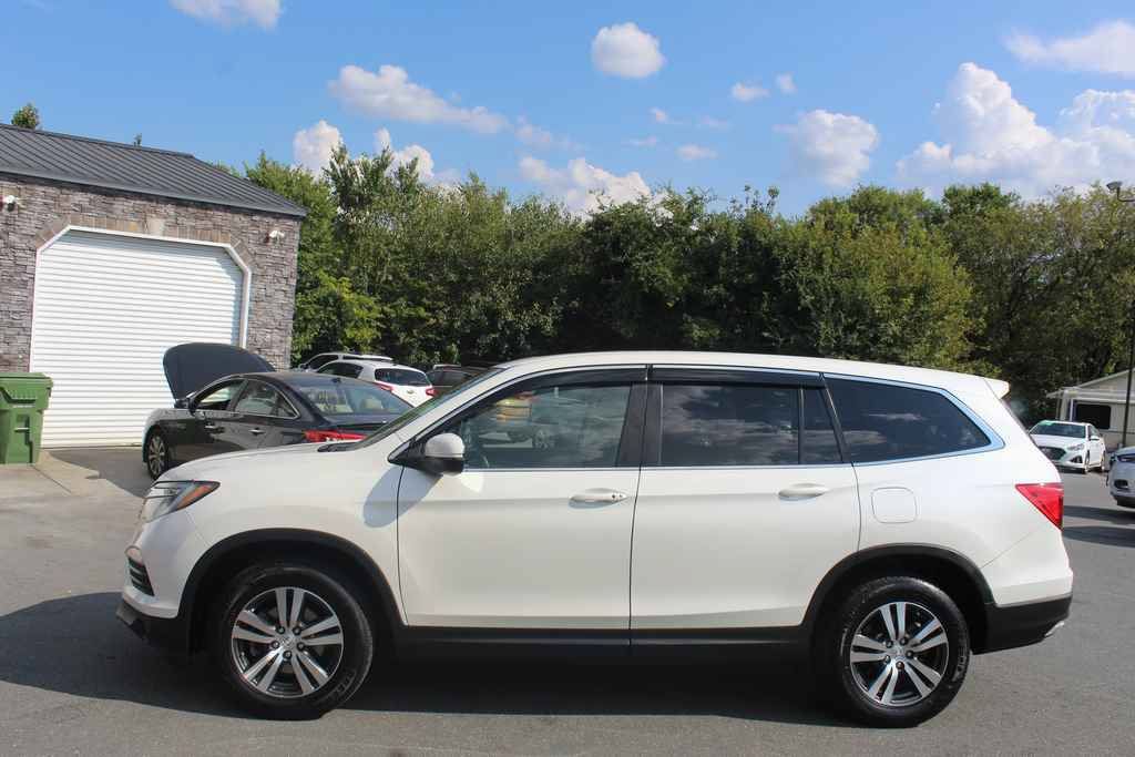 Used 2017 Honda Pilot EX-L image 10