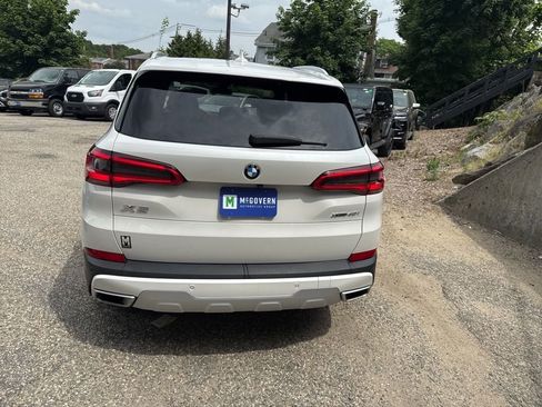 Used 2019 BMW X5 xDrive40i w/ Premium Package 2 AWD/4WD image 5
