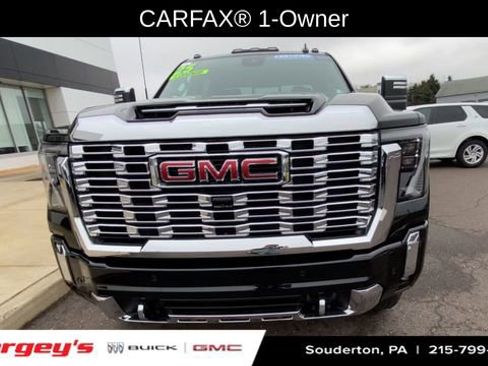 Certified 2025 GMC Sierra 2500 Denali w/ Max Trailering Package image 3