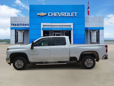 Certified 2025 Chevrolet Silverado 2500 LT w/ Convenience Package AWD/4WD image 6