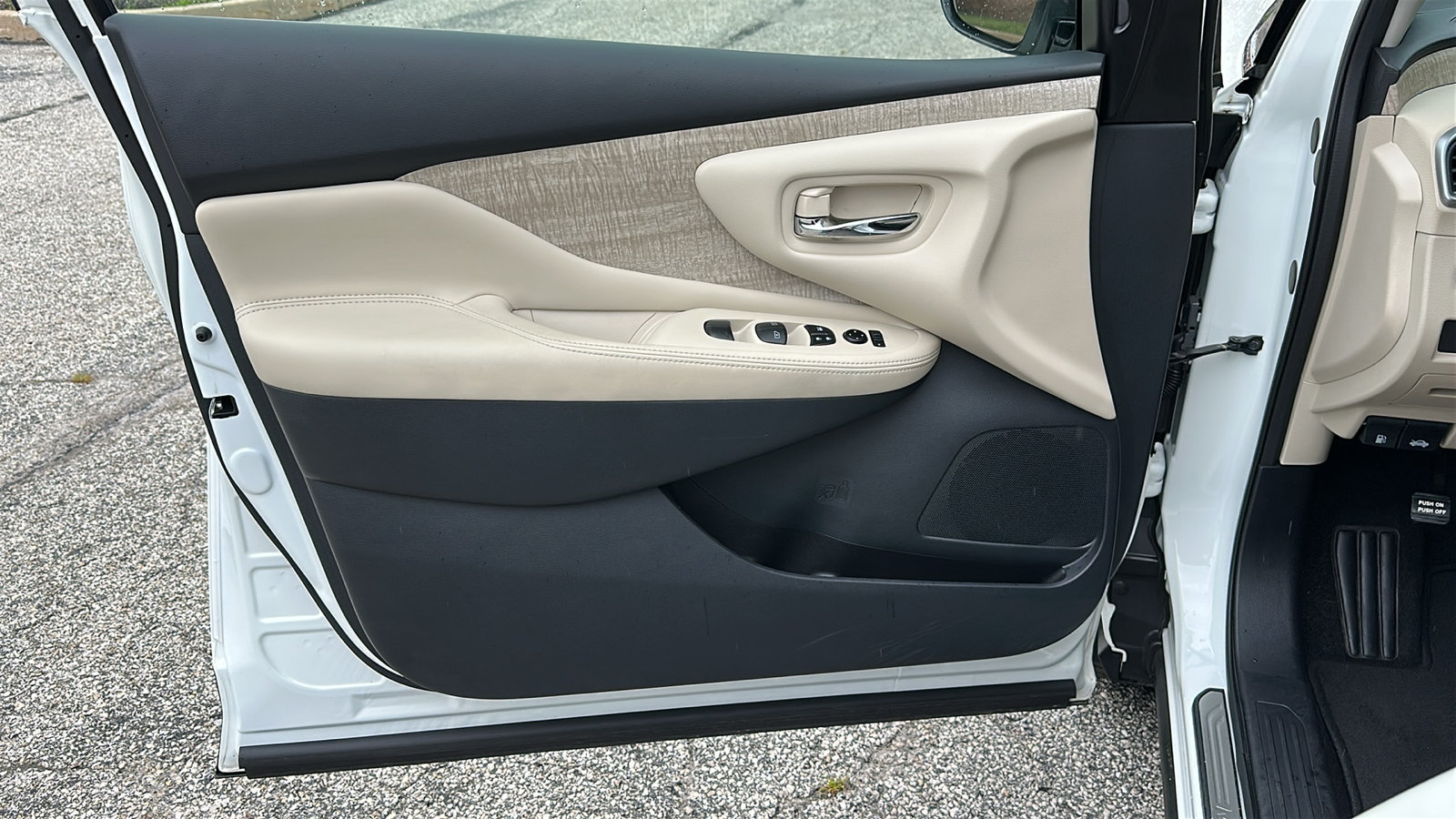 Certified 2024 Nissan Murano SV AWD/4WD image 14