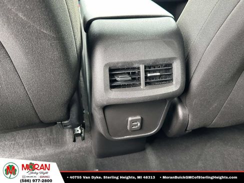 Certified 2023 Chevrolet Equinox LT FWD image 13