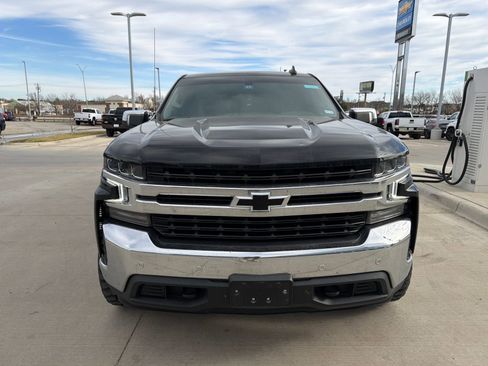 Used 2022 Chevrolet Silverado 1500 LT w/ Safety Package image 8