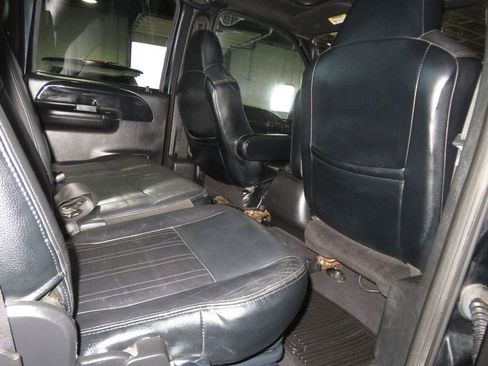 Used 2004 Ford F350 Harley-Davidson image 32