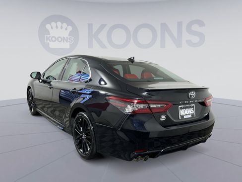 Used 2024 Toyota Camry XSE FWD image 4