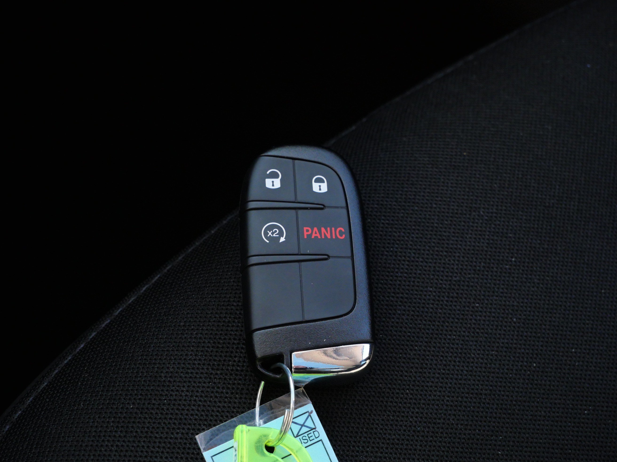 Used 2023 Jeep Renegade Latitude w/ Sun/Sound Group AWD/4WD image 32