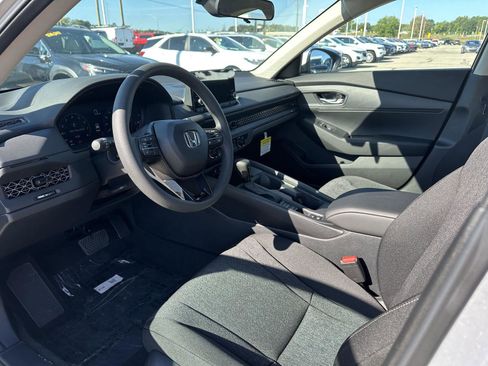 New 2025 Honda Accord LX image 19