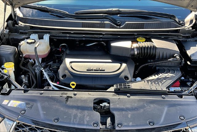 Used 2023 Chrysler Pacifica Touring-L FWD image 30