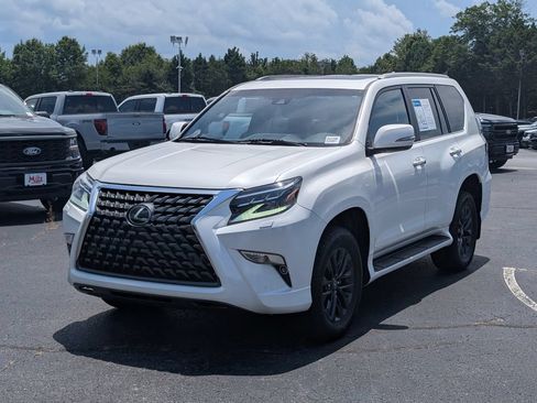 Used 2022 Lexus GX 460 Premium w/ Premium Package AWD/4WD image 3