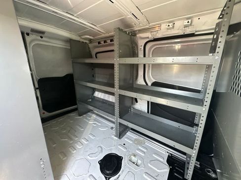 Used 2022 RAM ProMaster City Tradesman FWD image 10