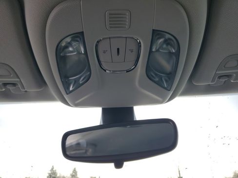 Used 2020 Jeep Compass Latitude image 26