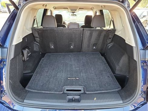 Used 2025 Nissan Rogue SV AWD/4WD image 30