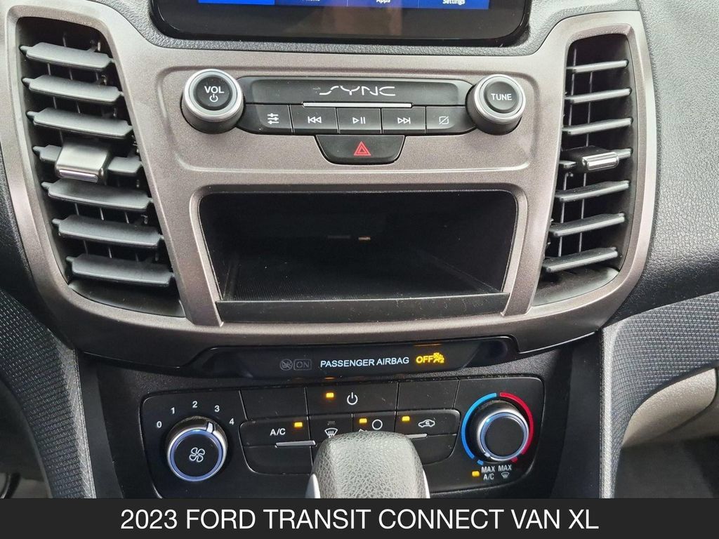 Used 2023 Ford Transit Connect XL FWD image 21