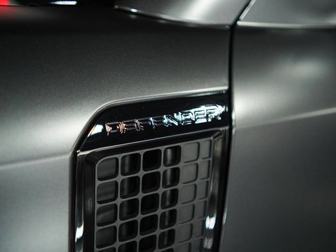 Used 2024 Land Rover Defender 110 Carpathian Edition AWD/4WD image 58