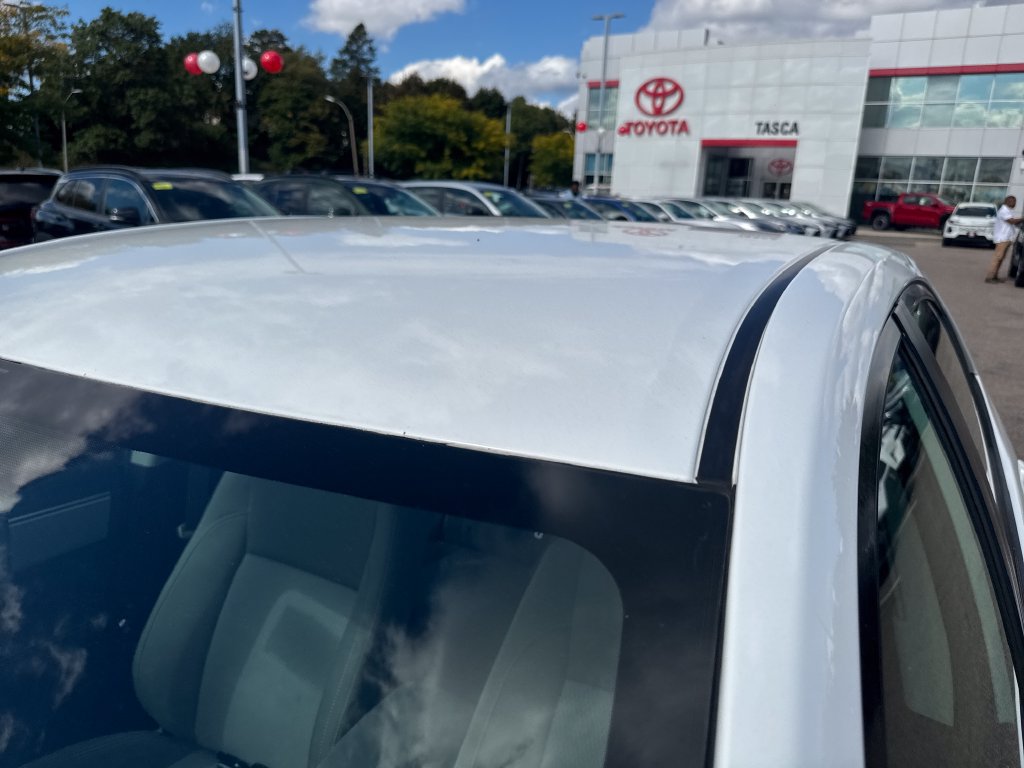 Used 2016 Toyota Corolla LE FWD image 44