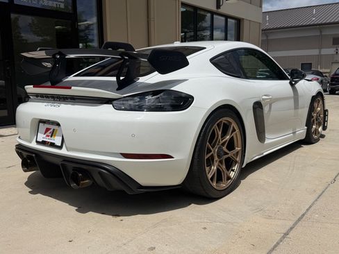 Used 2023 Porsche 718 Cayman GT4 RS w/ Weissach Package RWD image 9
