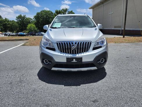 Used 2015 Buick Encore Convenience FWD image 2