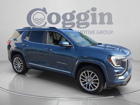 Used 2026 GMC Terrain Denali AWD/4WD image 7