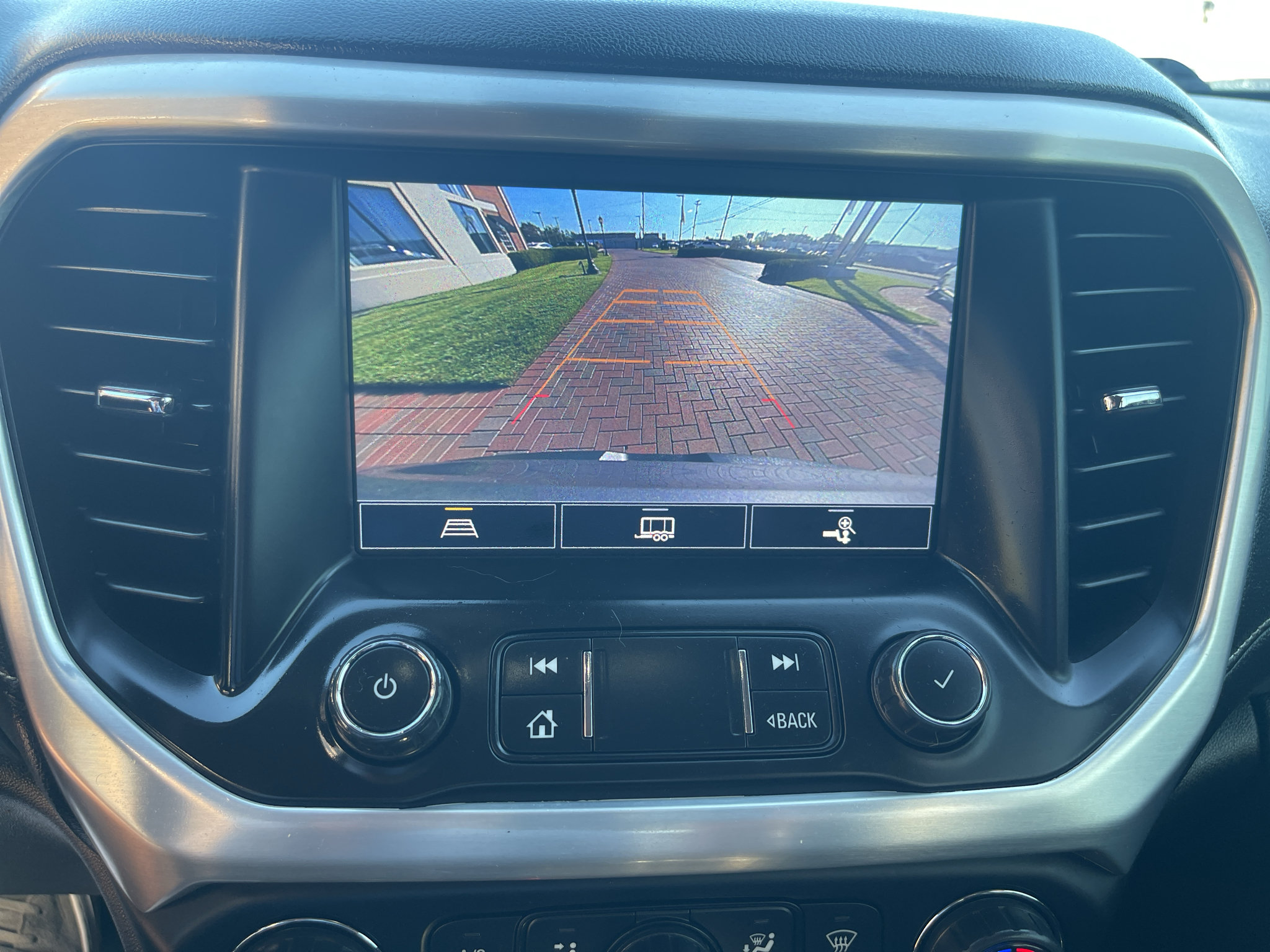 Used 2021 GMC Acadia SLT w/ Preferred Package AWD/4WD image 21