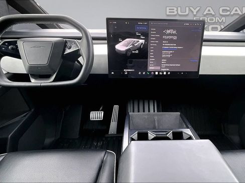 Used 2024 Tesla Cybertruck AWD Crew Cab image 15