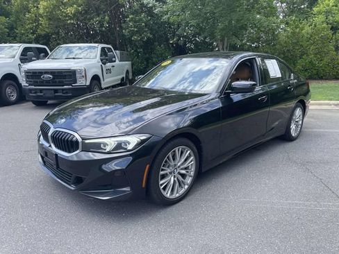 Used 2023 BMW 330i xDrive Sedan w/ Premium Package AWD/4WD image 3