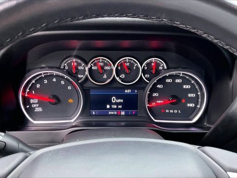 Used 2019 Chevrolet Silverado 1500 LT Trail Boss w/ Convenience Package image 9