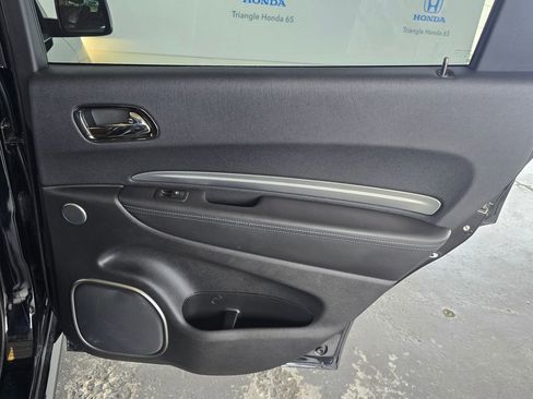 Used 2019 Dodge Durango R/T w/ Technology Group AWD/4WD image 11