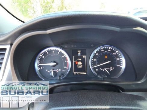 Used 2016 Toyota Highlander Limited AWD/4WD image 44
