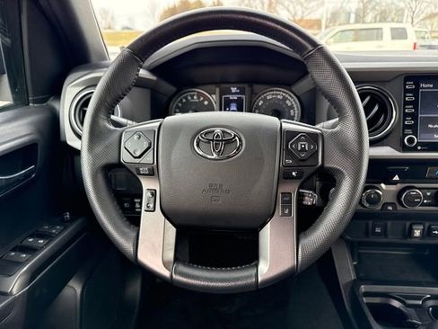 Used 2023 Toyota Tacoma TRD Off-Road image 13
