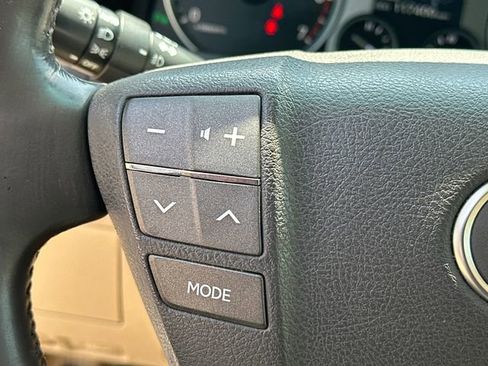 Used 2014 Lexus LX 570 4WD image 22
