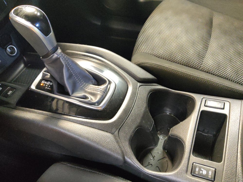 Used 2019 Nissan Rogue Sport SV w/ Technology Package FWD image 26