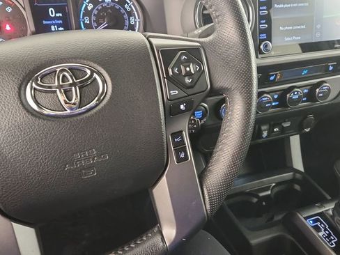 Used 2021 Toyota Tacoma TRD Sport image 20