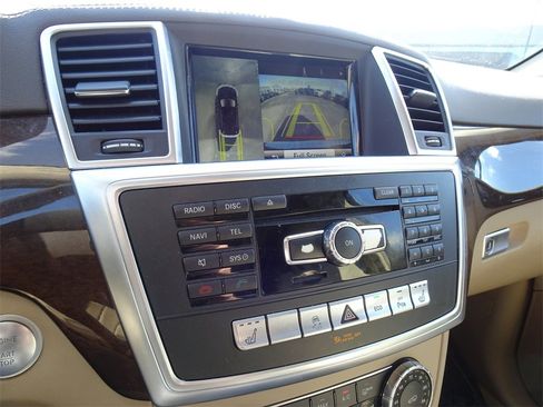 Used 2016 Mercedes-Benz GL 450 4MATIC image 13