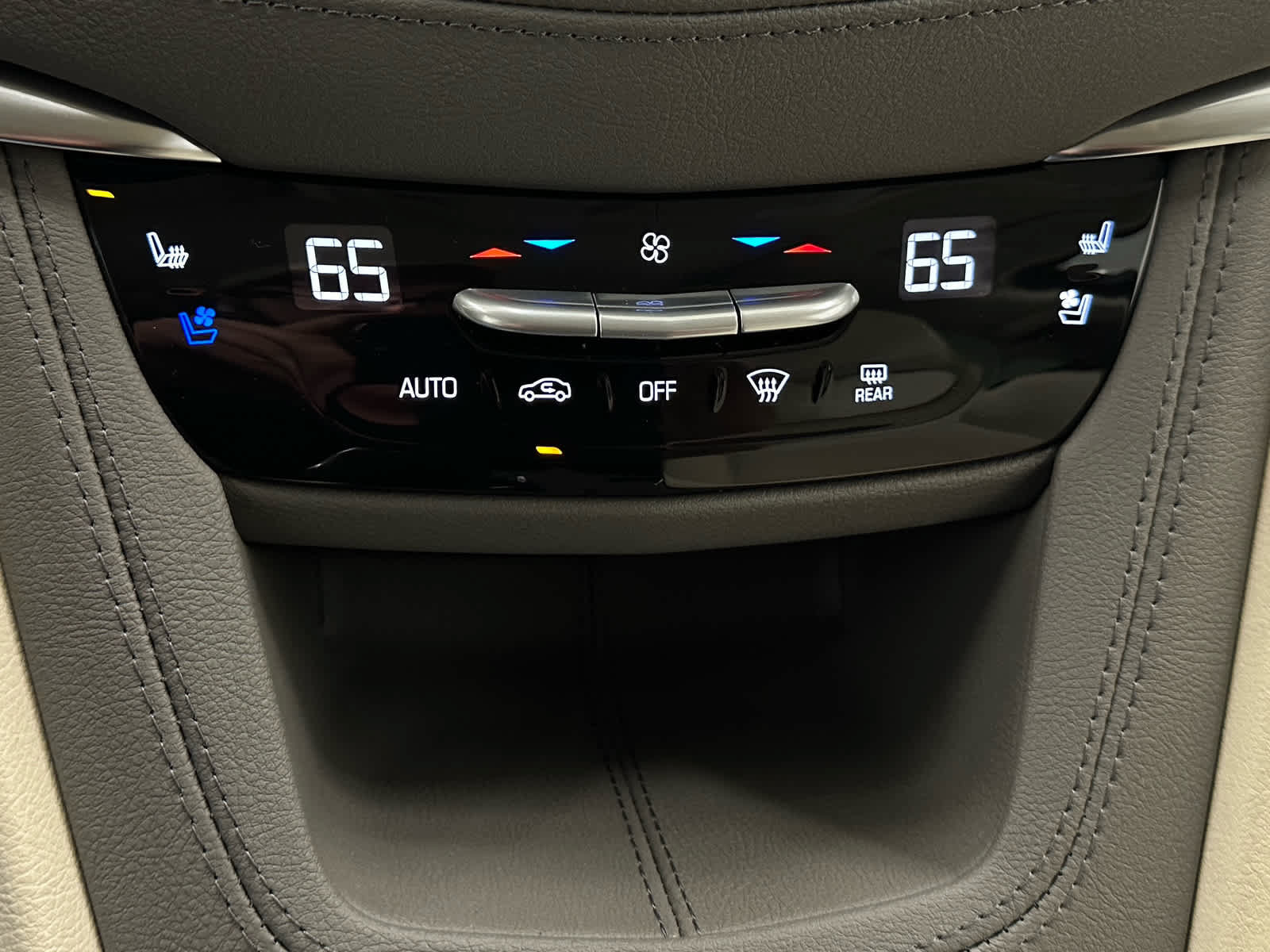 Used 2026 Cadillac XT5 Premium Luxury w/ Driver Assist Package AWD/4WD image 31