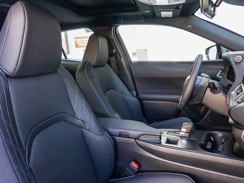 New 2026 Lexus UX 300h FWD image 24
