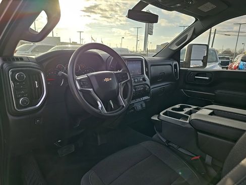Used 2020 Chevrolet Silverado 3500 LT image 8