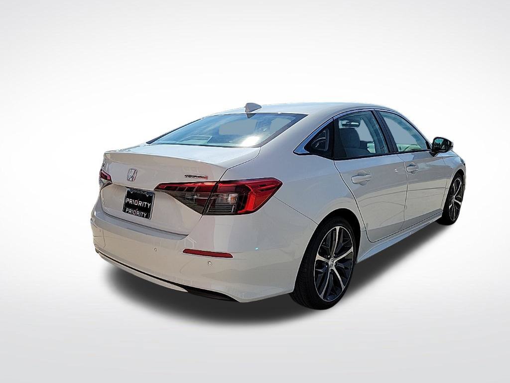 Used 2024 Honda Civic Touring image 4