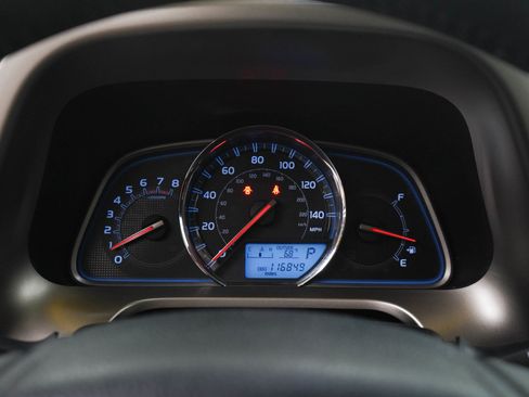 Used 2013 Toyota RAV4 Limited AWD/4WD image 28