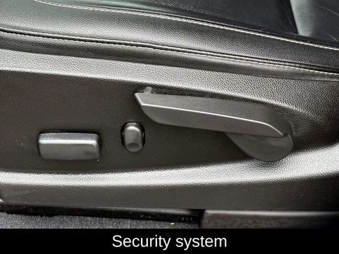 Used 2019 Chevrolet Colorado LT w/ Luxury Package, Chrome image 22