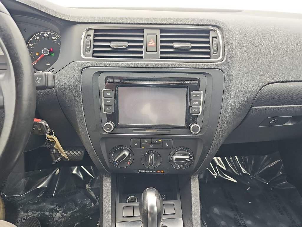 Used 2011 Volkswagen Jetta SE FWD image 20