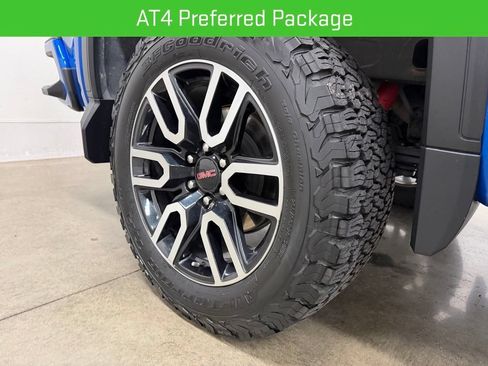 Certified 2024 GMC Sierra 1500 AT4 w/ Technology Package AWD/4WD image 11