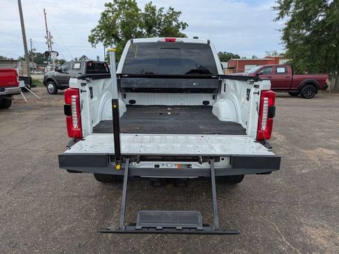 Used 2026 Ford F250 Lariat w/ Lariat Premium Package AWD/4WD image 13