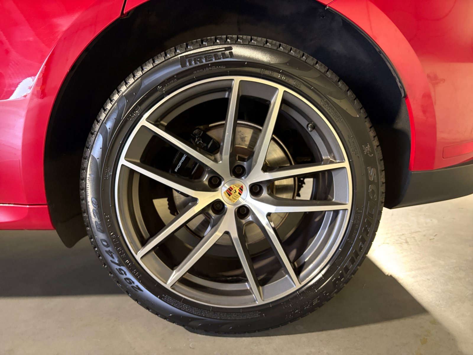 Certified 2023 Porsche Macan S AWD/4WD image 20