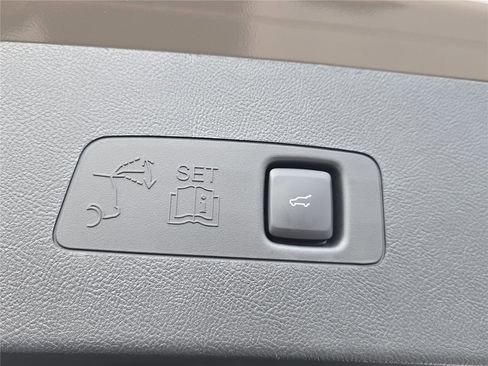 New 2026 Lincoln Corsair Reserve FWD image 25