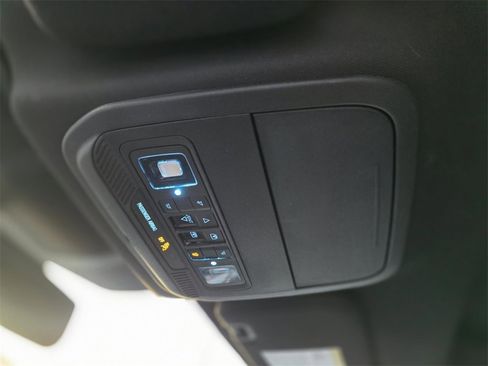 Used 2020 Ford Explorer ST w/ Premium Technology Package image 35