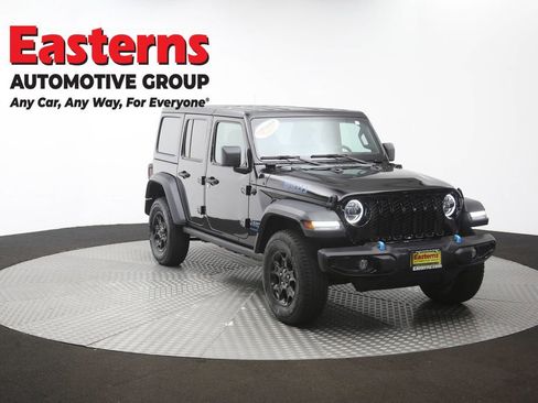 Used 2023 Jeep Wrangler Unlimited w/ Cold Weather Group AWD/4WD image 50