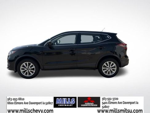 Used 2021 Nissan Rogue Sport S FWD image 2